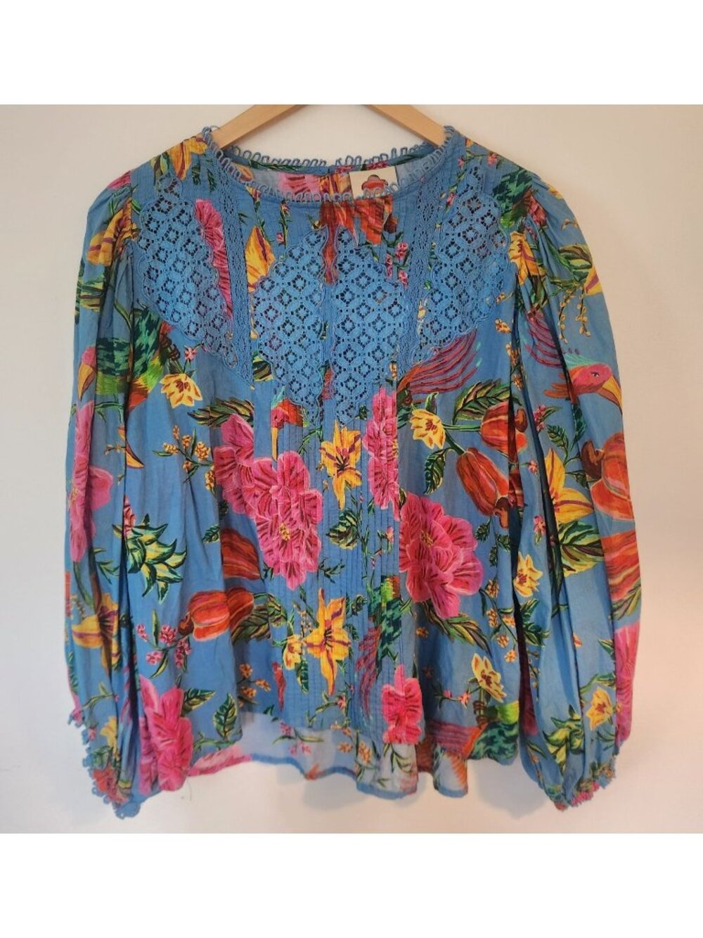 FARM Rio Women's Sz. XL Blue Tropical Toucan Floral Lace Inset Blouse
